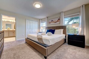 4 bedrooms, desk, iron/ironing board, WiFi