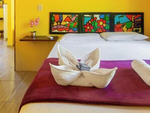 2 bedrooms, WiFi, bed sheets - Yellow House in Icaraí de Amontada (Amontada)