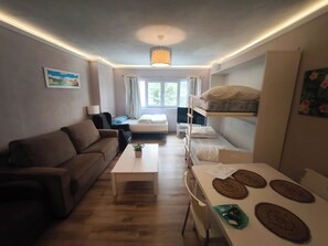 基础开间 | 起居区