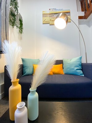 Standard Studio | Lounge - Modern Studios Malvern Road  (London)