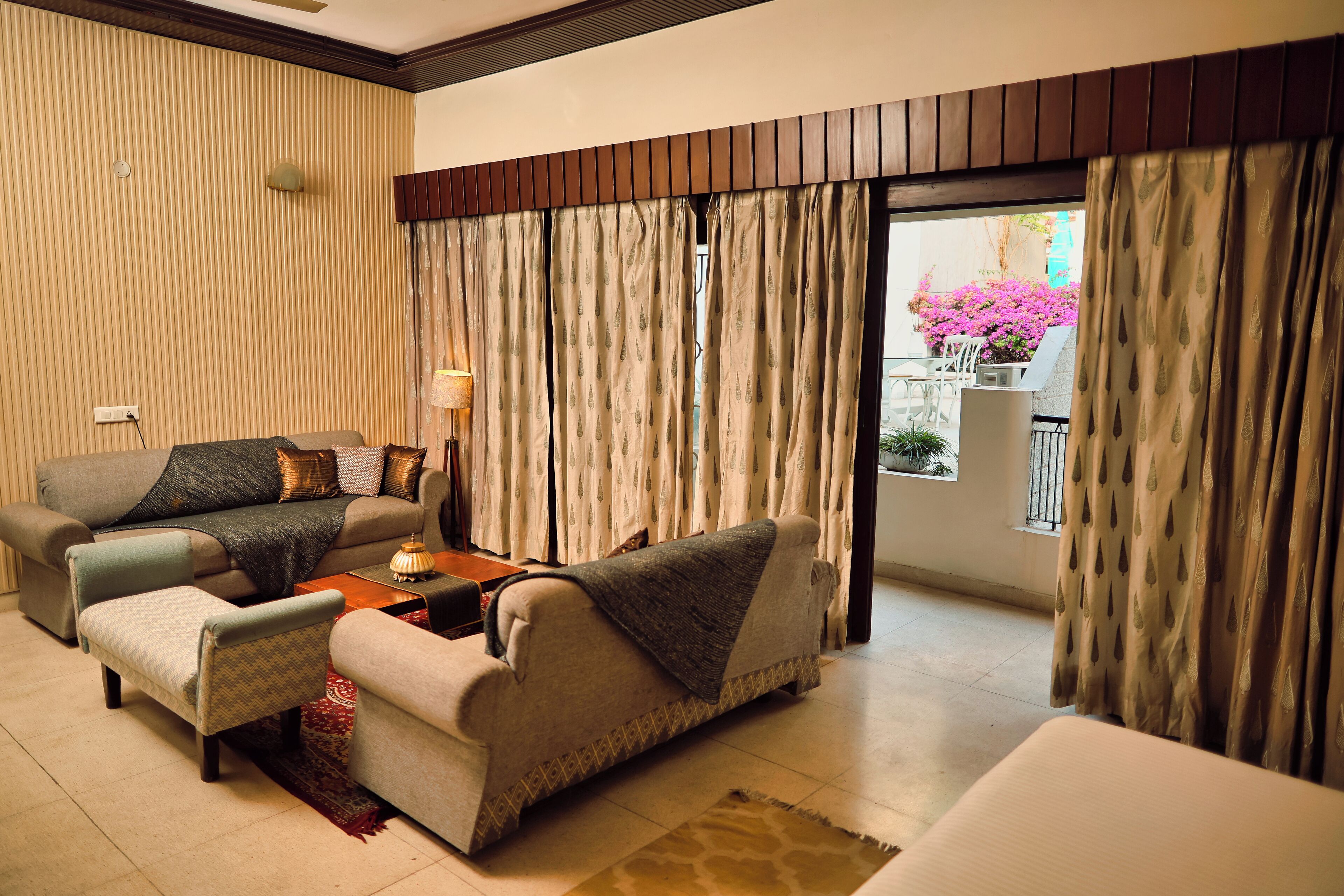 Economy Room | Living area