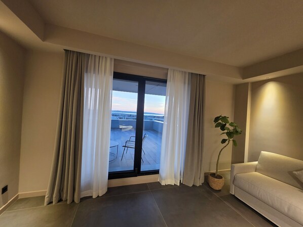 ラグジュアリー スイート シービュー | テラス / パティオ