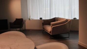 Premium-Suite, Gartenblick | Wohnbereich