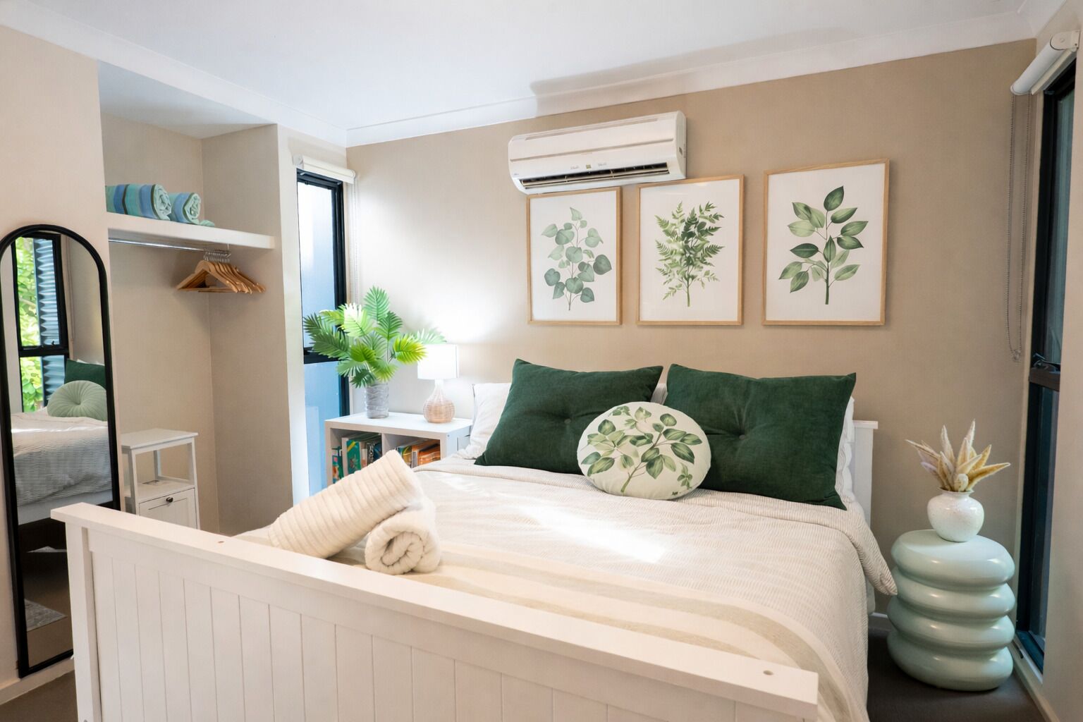 Iron/ironing board, travel cot, free WiFi, bed sheets