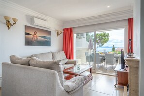 TV - Miramar Apartment with sea views (Alcúdia)