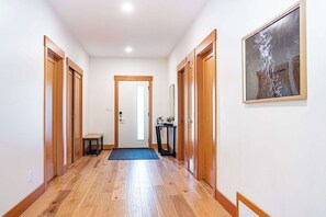 Interior - Cartier Chalet (Revelstoke)