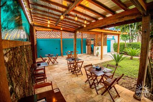 Desayuno buffet incluido todos los días 