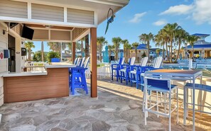 Outdoor dining - Luxury 5BR Home | Private Pool Retreat (Davenport)