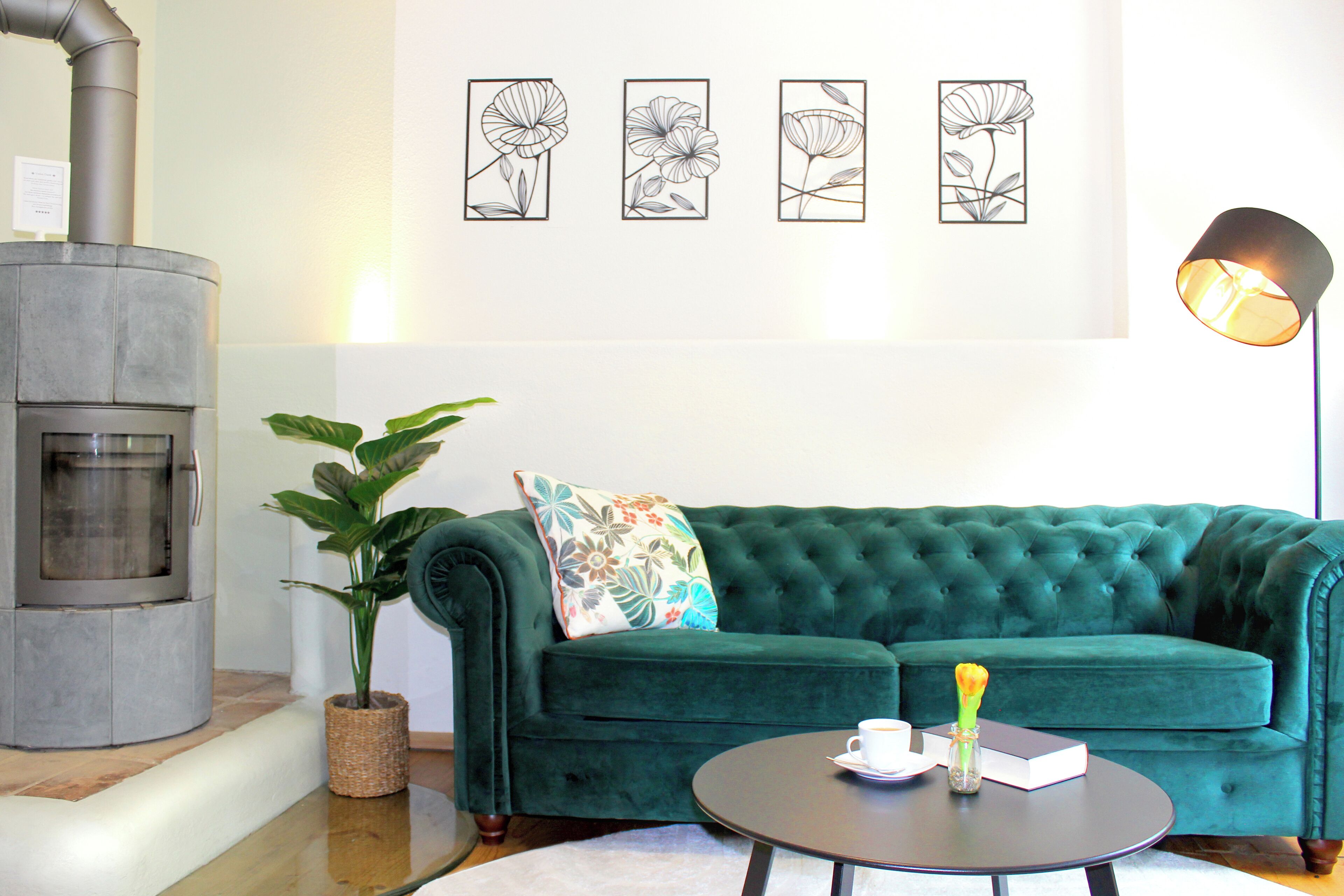 Wohnzimmer mit Schlafcouch