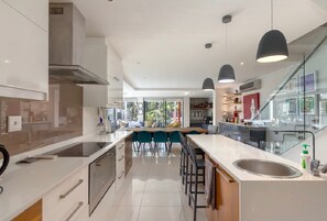 Private kitchen - Stylish Family Retreat in the Heart of Fresnaye-JGM Property Rental (Cape Town)