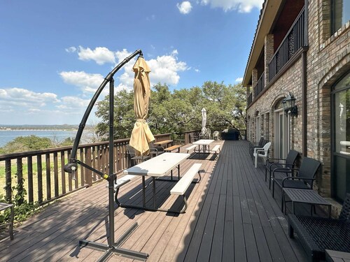 Lake Buchanan Grand Retreat - 10 Acres, Private Beach, Hot Tub, Pool, Sleeps 30+, Great for Groups!