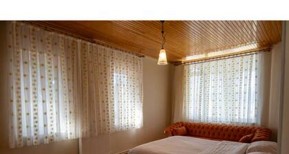 Villa Amesia & Garden
Eşsiz manzaralı konfor...