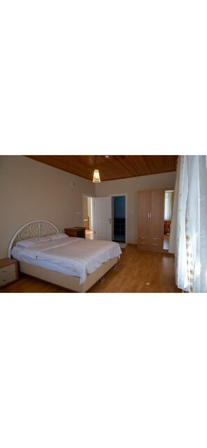 3 Schlafzimmer, Bügeleisen/Bügelbrett, WLAN, Bettwäsche