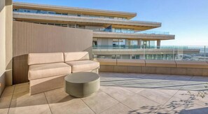 Terrace/patio - Rabat Bliss: Modern 2-Bedroom with Terrace Views! (Rabat)