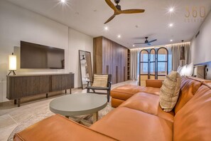 TV - Peaceful Modern Studio • Terrace & Stunning Views (Rabat)