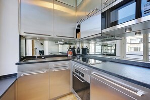 Fridge, microwave, oven, dishwasher