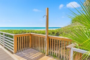 Property grounds - **Exclusive Private Pier** Four Seasons 803W - Stunning West-Corner Condo Gulf Views (Orange Beach)