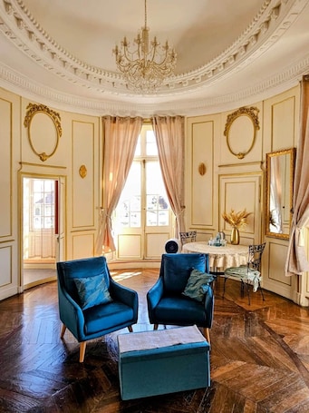 Interior. Suite Royale