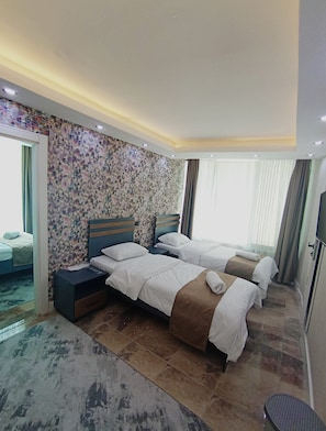 Standard Suite, City View - ELEGRAND HOTEL (Van)