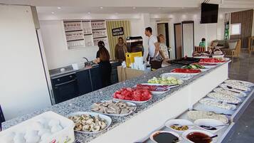 Tägliches inbegriffenes Frühstücksbuffet