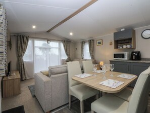 Cottage | Interior - Woodland Way (Pentraeth)