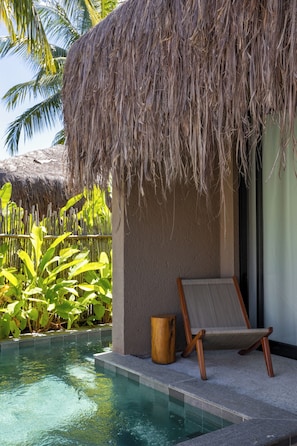 Deluxe-Bungalow, Gartenblick | Pool