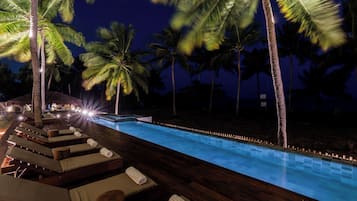 15 ๊ฐ์ ์ผ์ธ ์์์ฅ