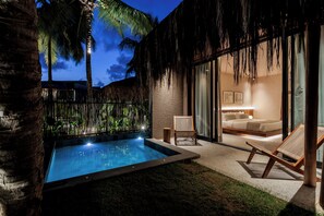 In-room safe, desk, laptop workspace, blackout drapes - Evva Pousada (Porto de Pedras)