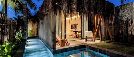 In-room safe, desk, laptop workspace, blackout drapes