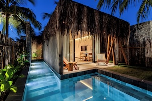 In-room safe, desk, laptop workspace, blackout drapes