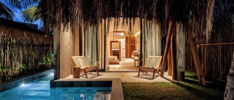 In-room safe, desk, laptop workspace, blackout drapes