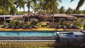 15 outdoor pools