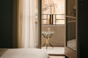 Appartement, 2 chambres, coin cuisine, vue ville