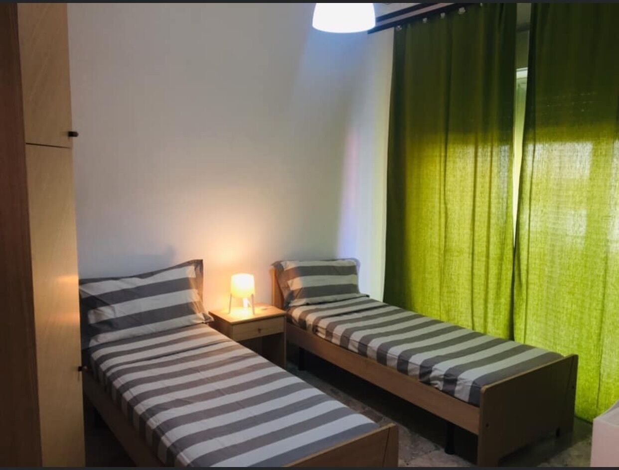 3 chambres, fer et planche à repasser, Wi-Fi, draps fournis