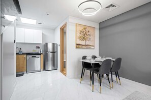 Apartment - Stayshort - Cozy 1BR Townhouse Loft Style Located in Rukan Community (Dubai)