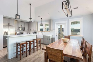 Dining - Luxury Corolla Home, 3 Mins to Beach & Lake Views! (Corolla)