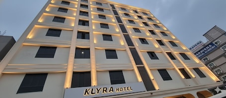 Exterior. KLYRA HOTEL