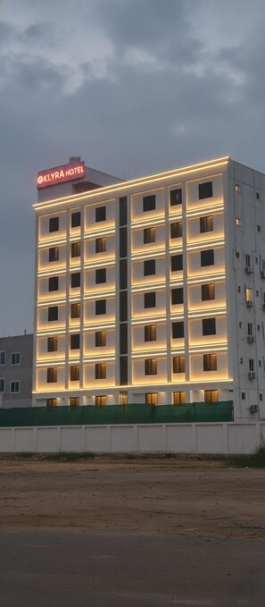 Esterni
