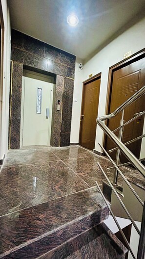 واجهة المنشأة