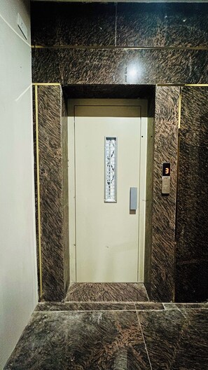 واجهة المنشأة