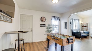 House (3 Bedrooms) | Interior - Pet-friendly Yard! Home 3 Mi to Sky River Casino (Elk Grove)