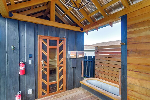 Casa (2 Bedrooms) | Interior