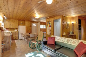 Apartment (0 Bedroom) | Interior - Cozy 'rivershire Retreat Cabin' Near Traverse City (Traverse City)