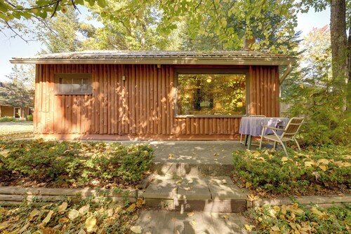 Cozy 'rivershire Retreat Cabin' Near Traverse City