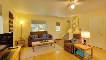 House (2 Bedrooms) | Bahagian dalam