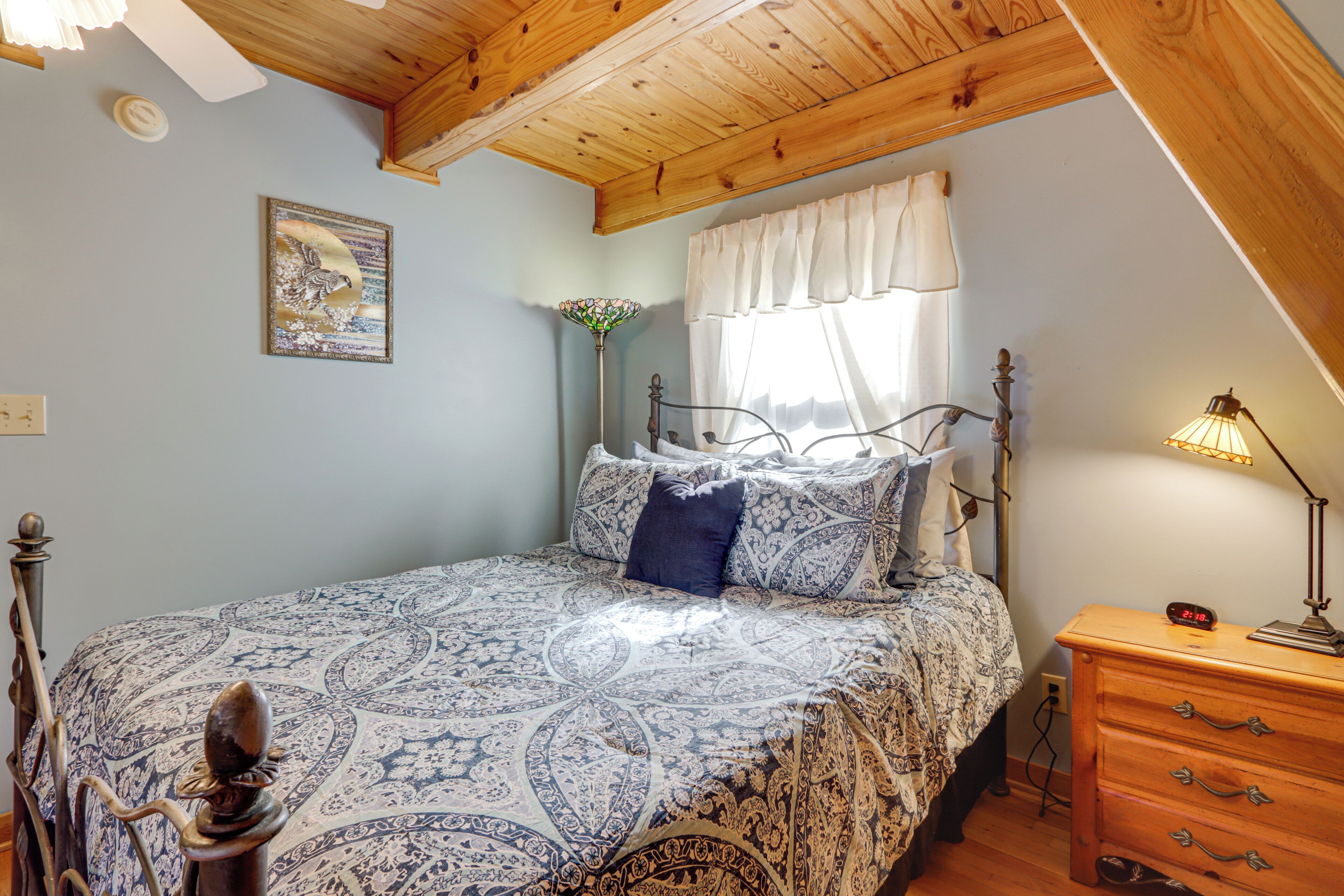 المنشأة من الداخل