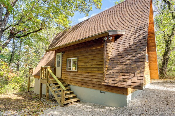 House (0 Bedroom) | Interior - Pond Mountain Springs 'hawk Cabin,' 4 Mi to Dtwn (Eureka Springs)