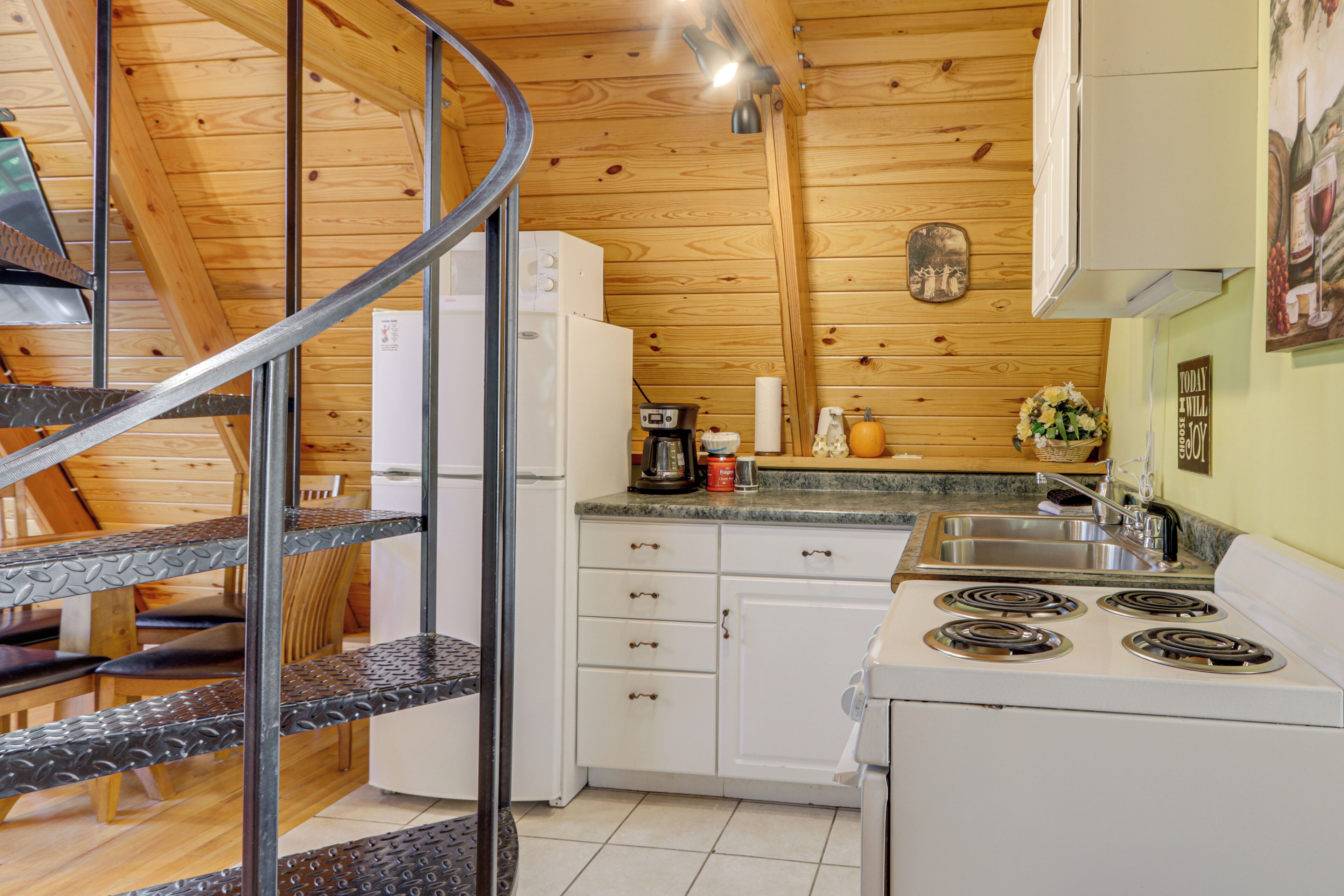 المنشأة من الداخل