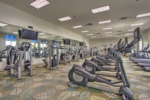 Apartment (2 Bedrooms) | Interior - 1 Mi to Beach! Resort Retreat w/ Pool in Destin (Destin)