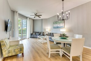 Apartment (2 Bedrooms) | Front of property - 1 Mi to Beach! Resort Retreat w/ Pool in Destin (Destin)